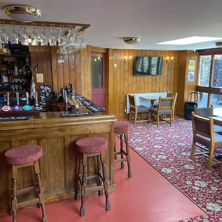 The Jolly Drayman Pub And Hotel Грейвсенд Экстерьер фото